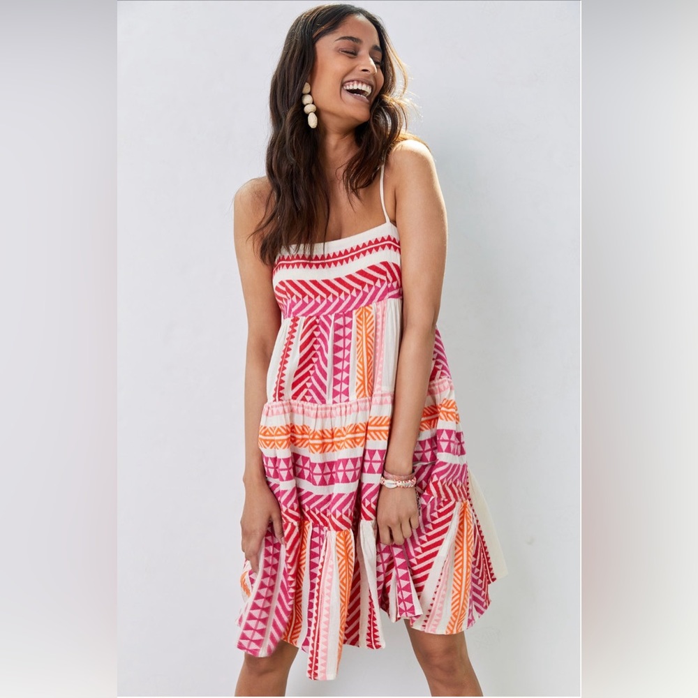 💛🧡❤️💖 Devotion Twins! Embroidered Square-Neck Mini Dress
